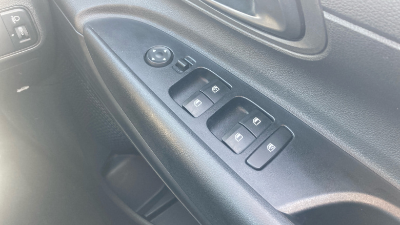 Hyundai i20 1.0T GDi 48V MHD SE Connect 5dr DCT Petrol Hatchback